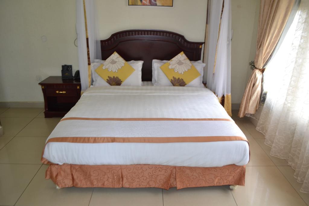 Dolce Vita Resort Hotel Bujumbura Oda fotoğraf